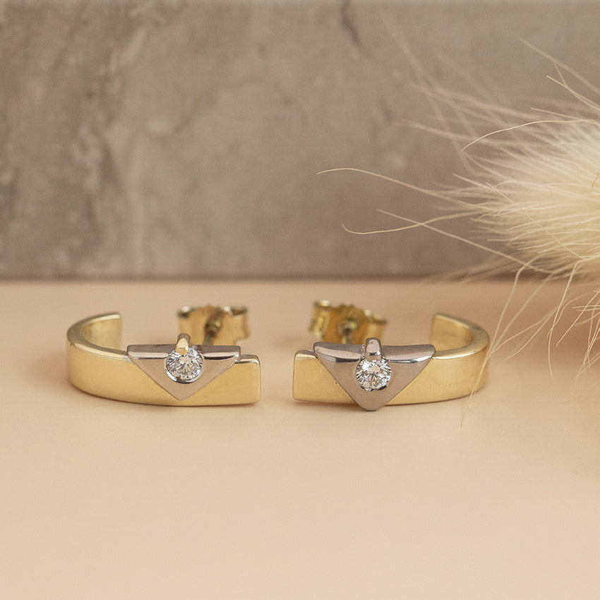 Gold stud earrings with diamond 14 karat