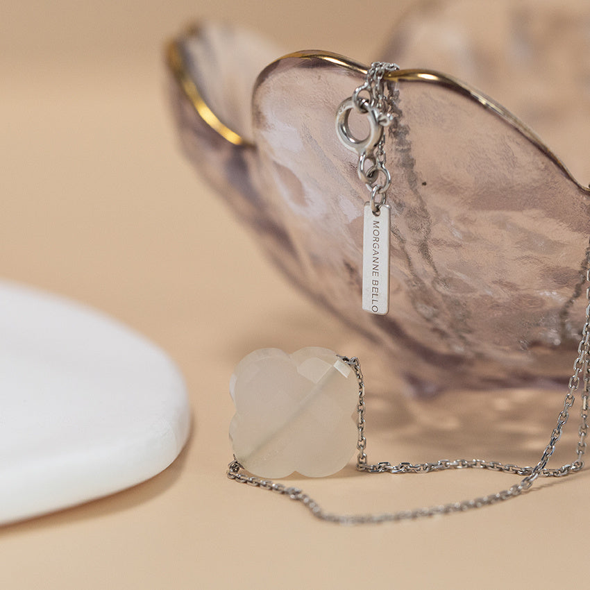 Witgouden collier van Morganne Bello 42 cm 18 karaat