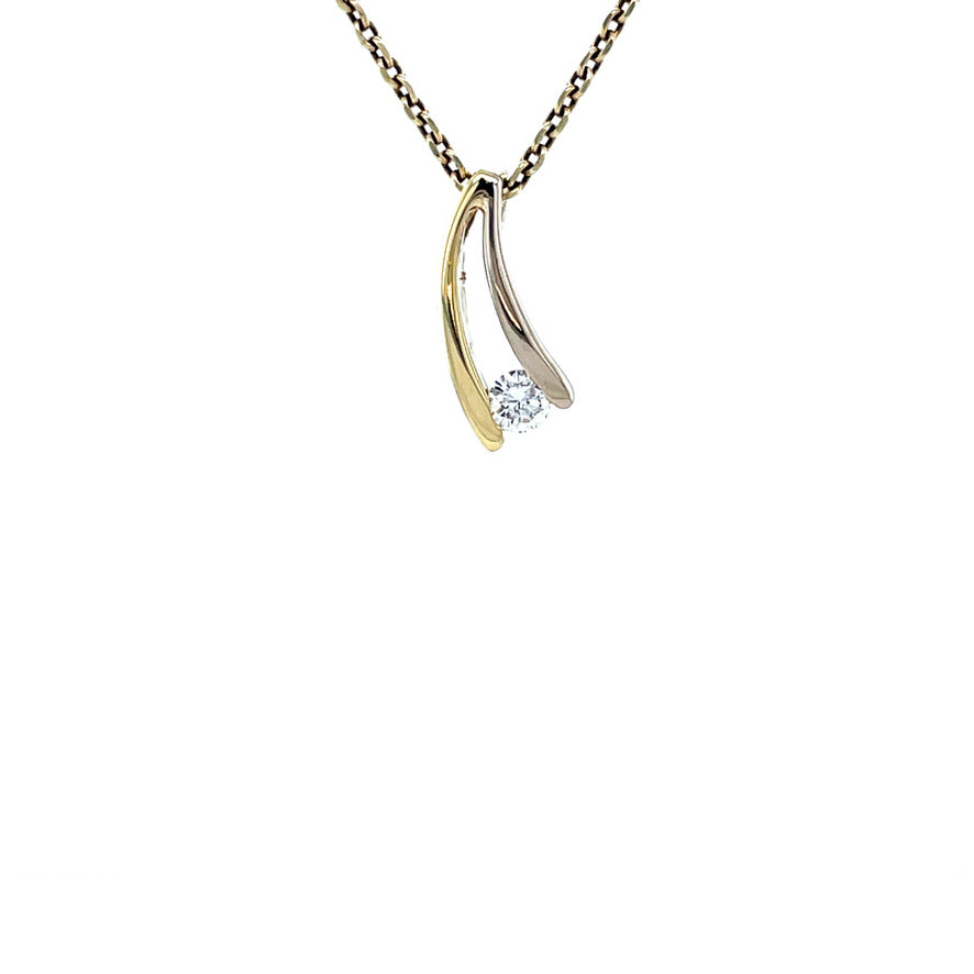 Gold pendant with diamond by Desiree 14 karat