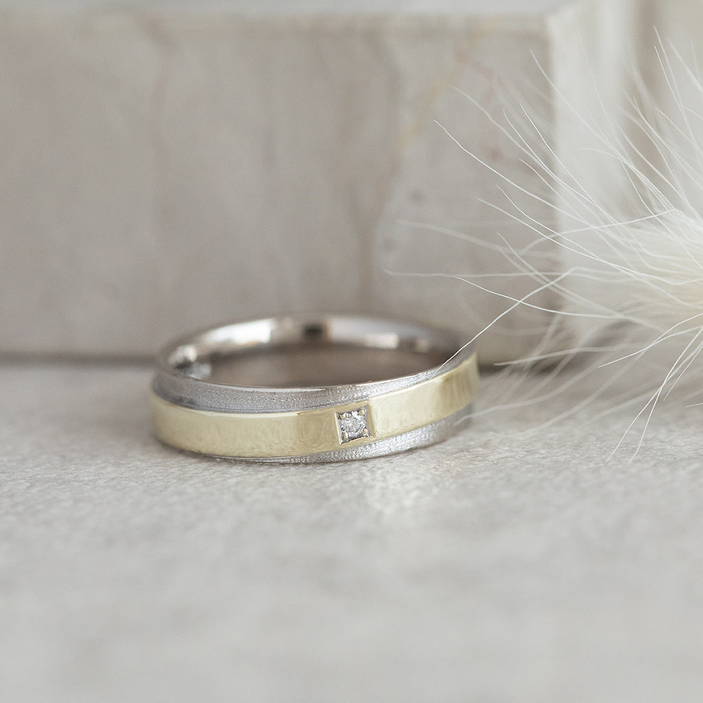 Bicolour gold wedding ring with diamond 14 karat