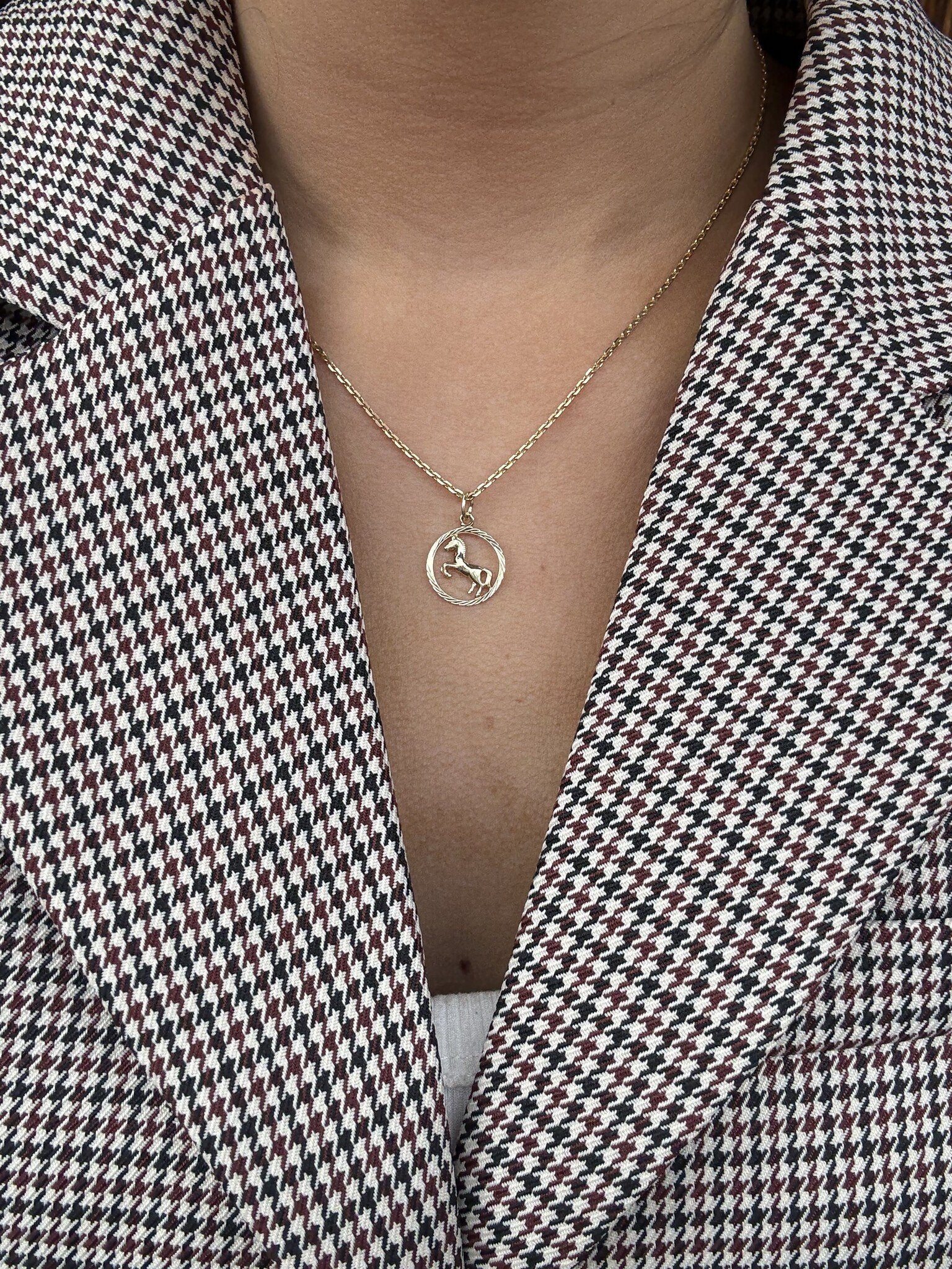 Gouden hanger paard 14 karaat