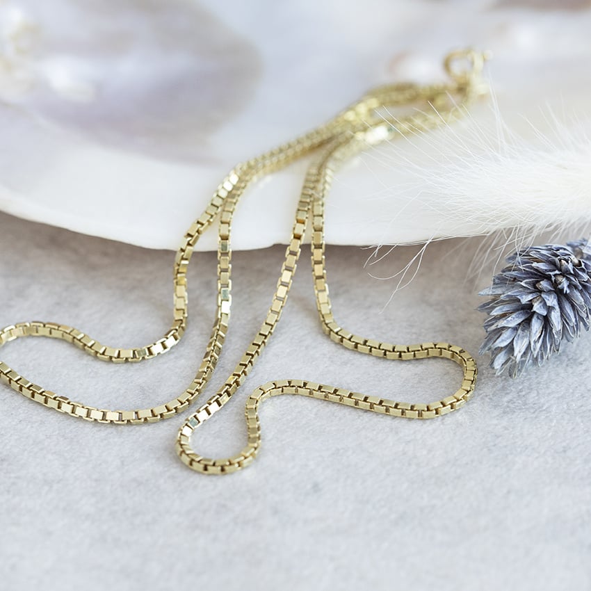 Golden length necklace venetian 50.5 cm 18 karat