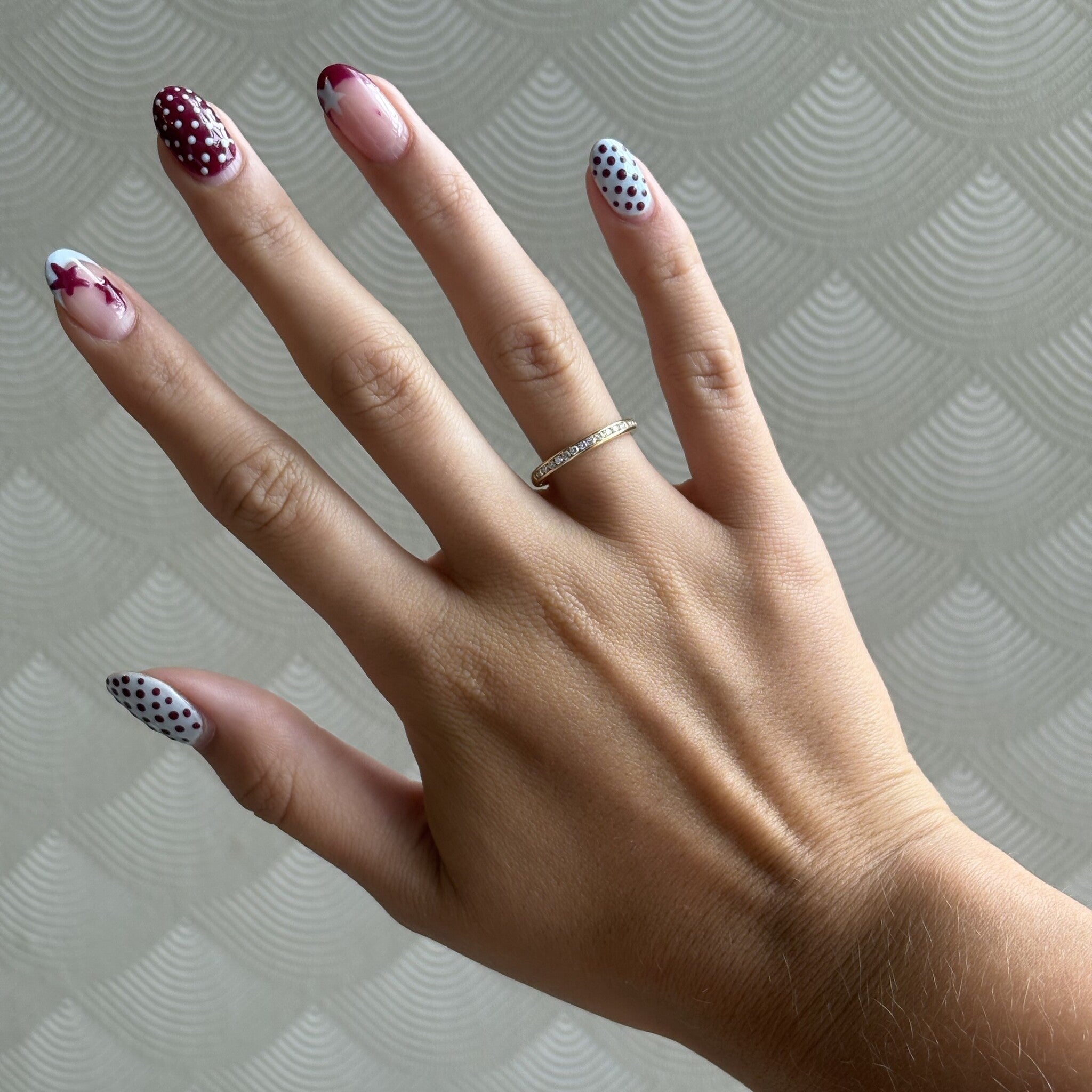 yellow gold rail ring with diamond 14 kt