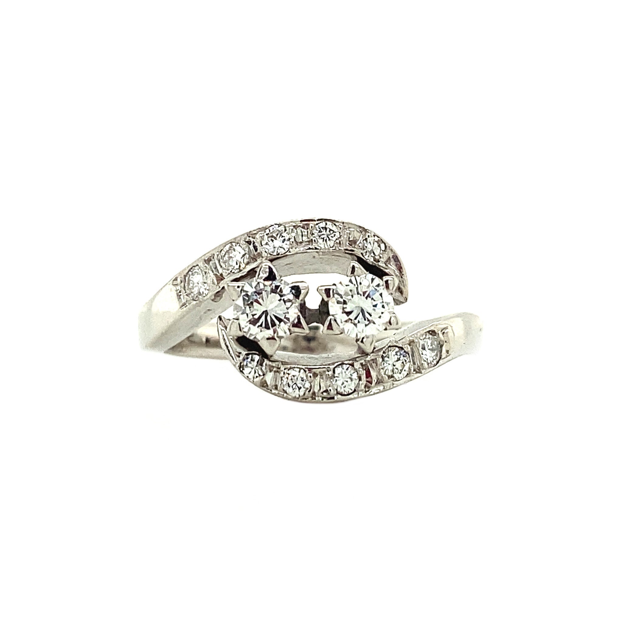 White gold ring with diamond 14 kt